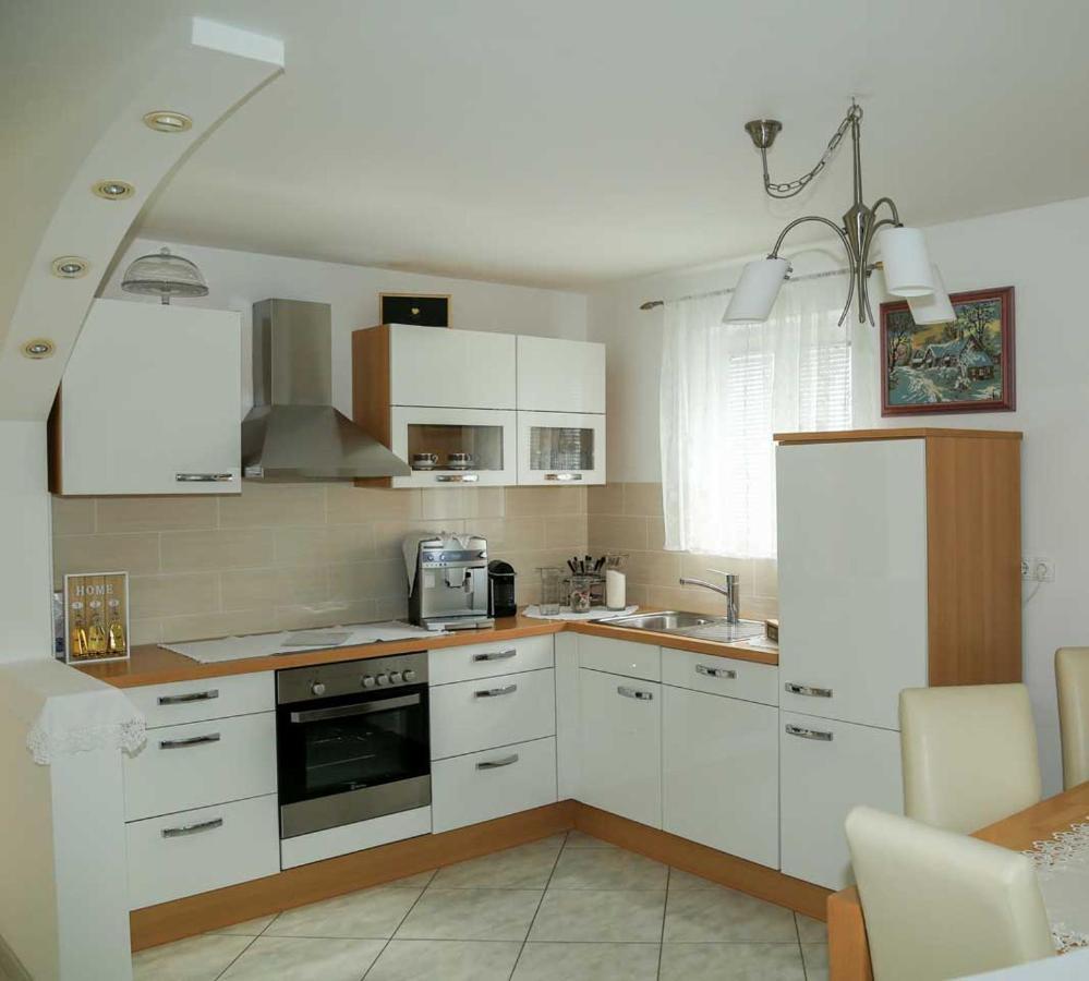 Adrian-Apartments-51511-Malinska-Otok-Krk Primorska 21 Eksteriør billede